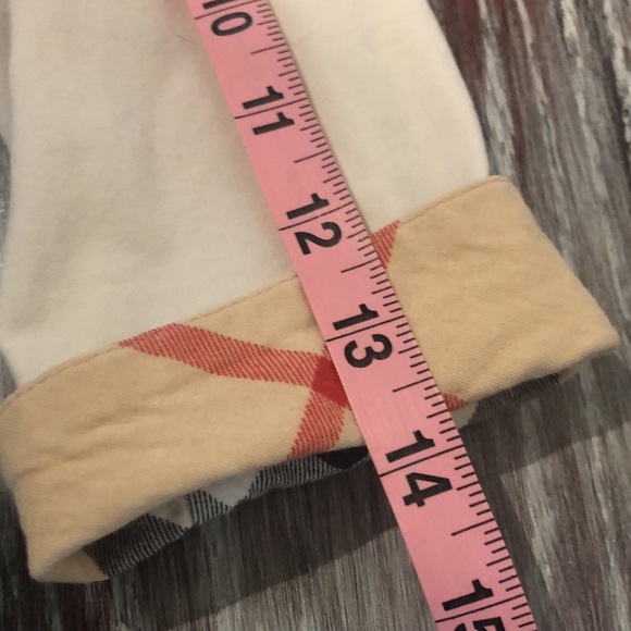 Burberry scoop neck three quarter sleeve with check cuffs - Picture 7 of 7